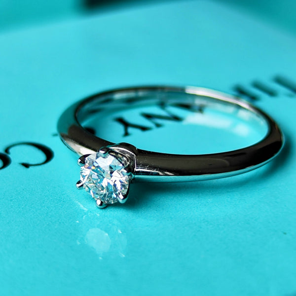 TIFFANY＆Co. ティファニー ソリティアリング
