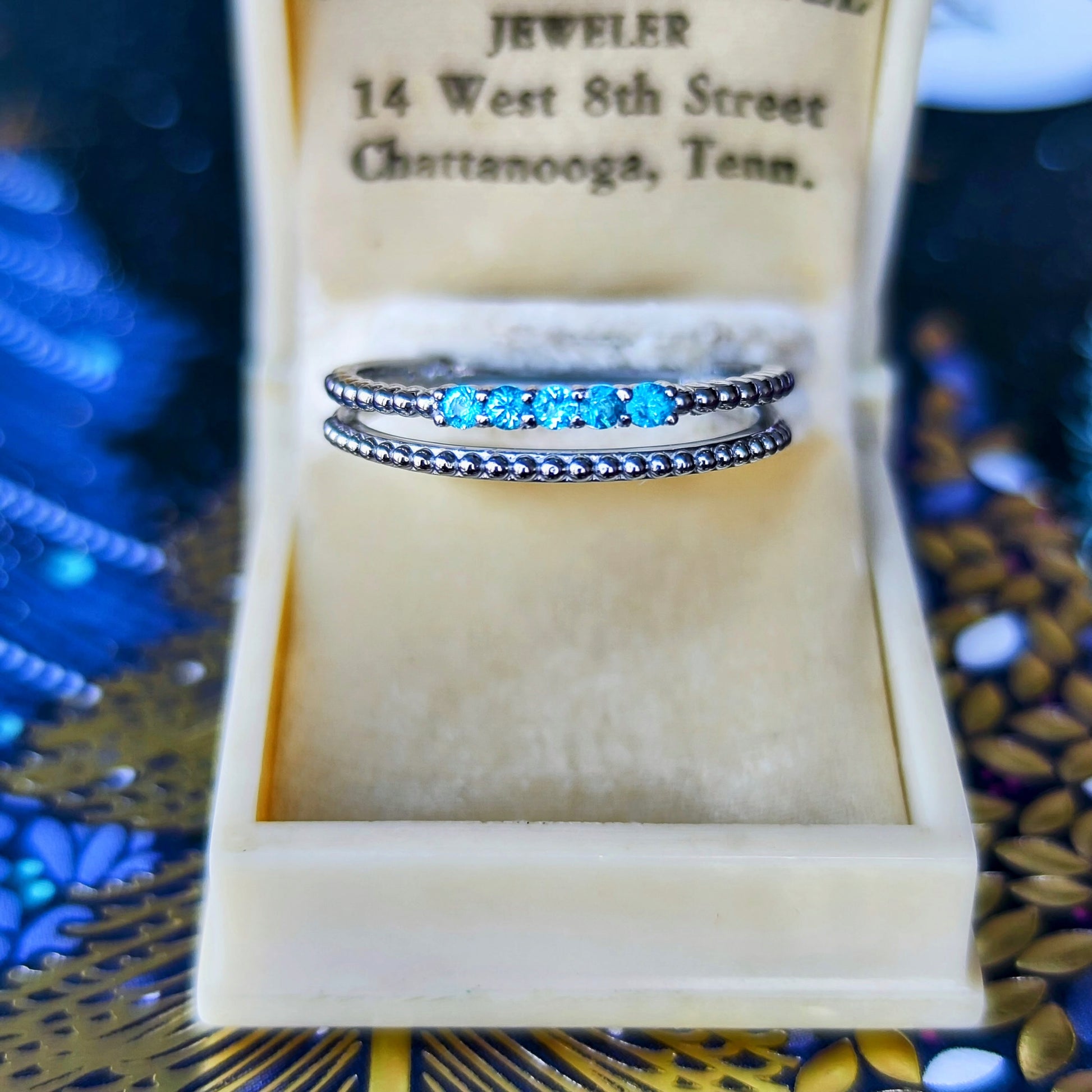 【お値下げ】価格天然パライバトルマリン 5石 プラチナリング