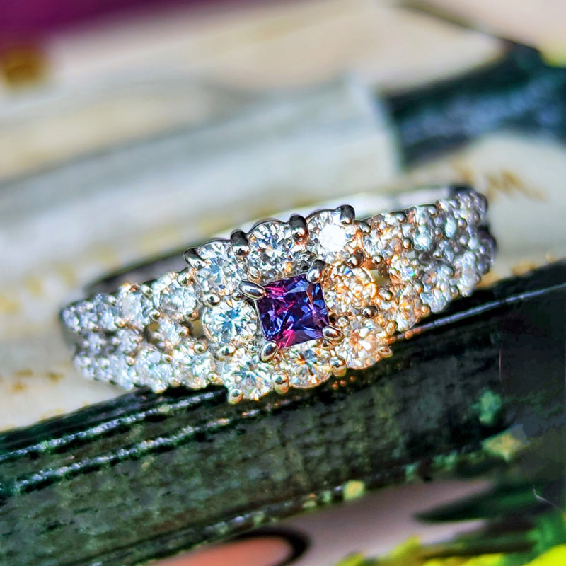 【再出品】天然アレキサンドライト プリンセスカット 天然ダイヤモンド リング