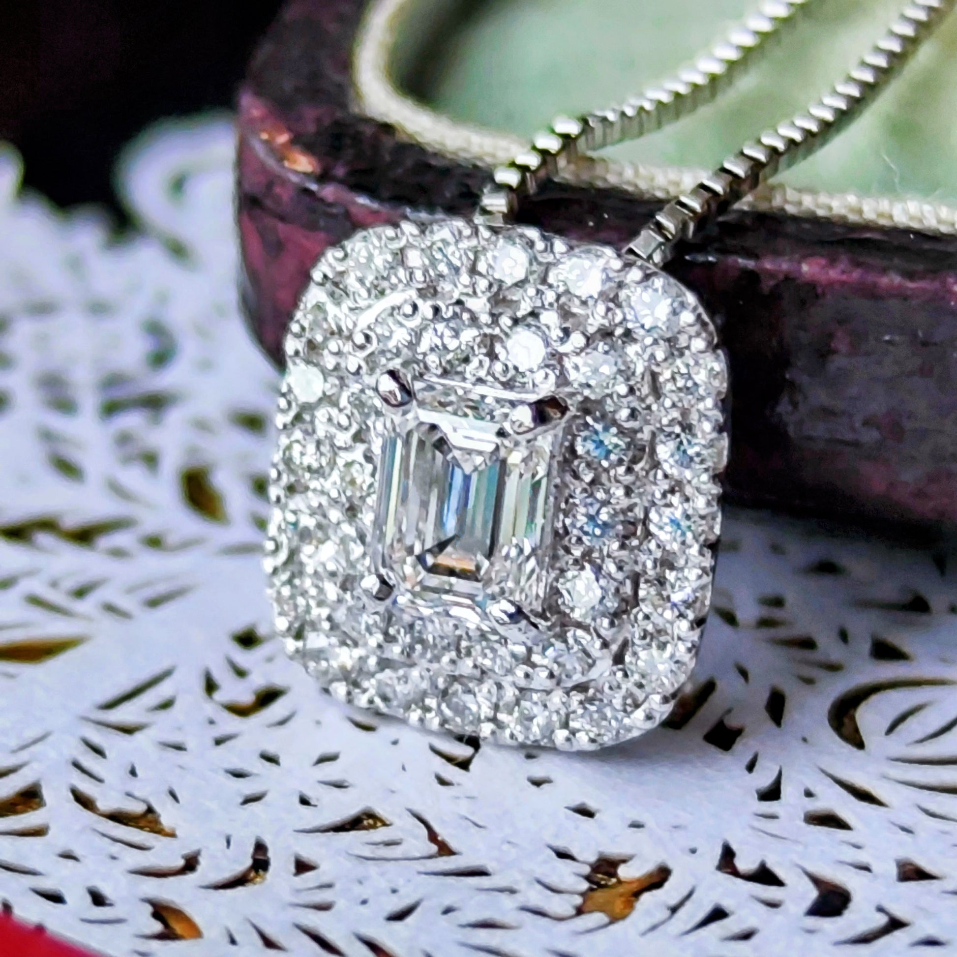 【インターナリーフローレス】天然ダイヤモンド 0.31ct Fカラー ネックレス GIA