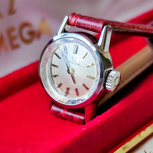 【OH済み】OMEGA オメガ カットガラス 手巻き腕時計