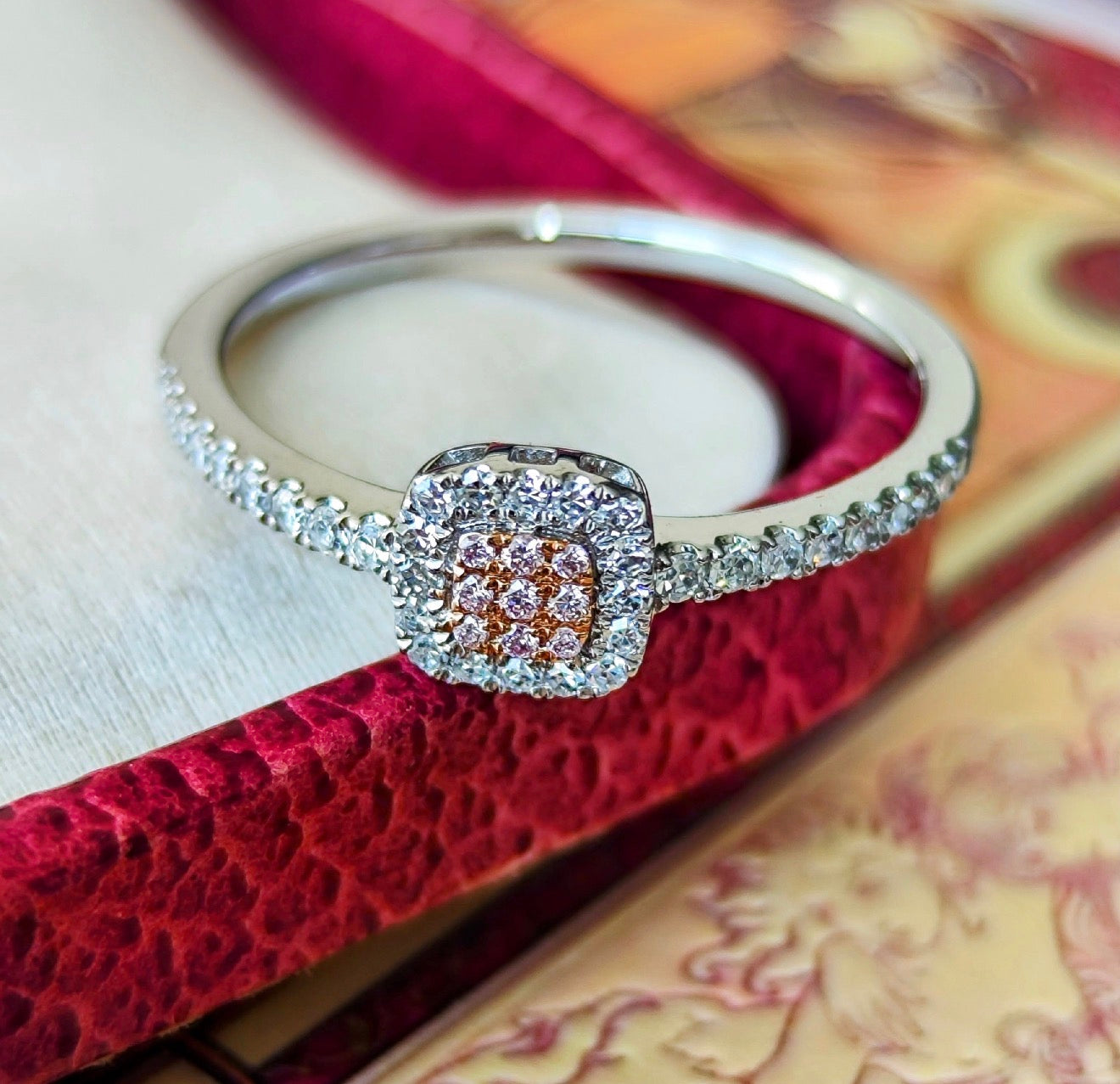 【ピンクダイヤ】天然ダイヤモンド リング