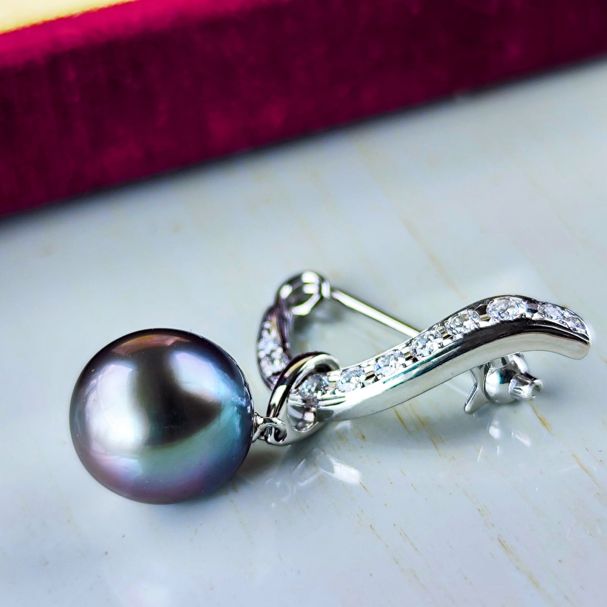 MIKIMOTO ミキモト 黒蝶真珠 ダイヤモンド ブローチ兼ペンダントトップ