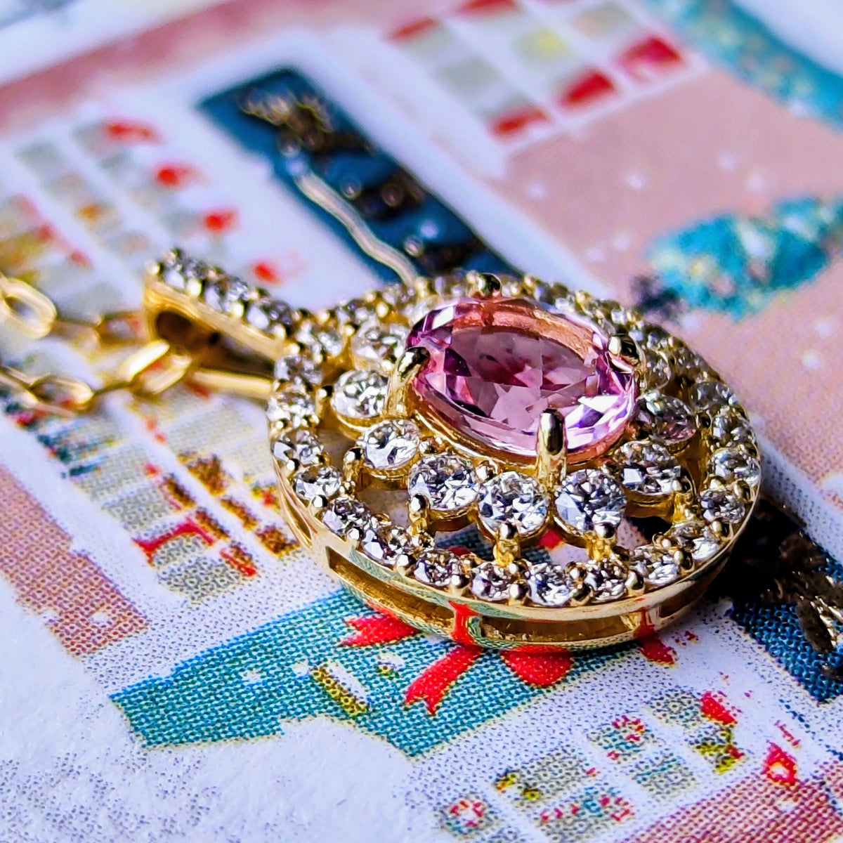 天然モルガナイト 天然ダイヤモンド ネックレス 18金