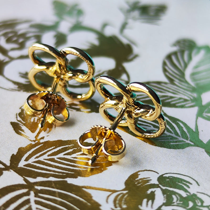 TIFFANY &Co ティファニー クアドロフォリオ 18金ピアス