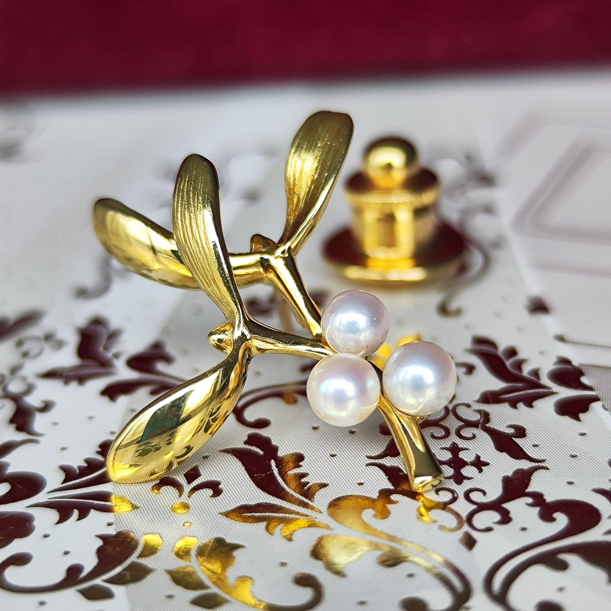 MIKIMOTO ミキモト ヤドリギモチーフ あこや真珠 ブローチ