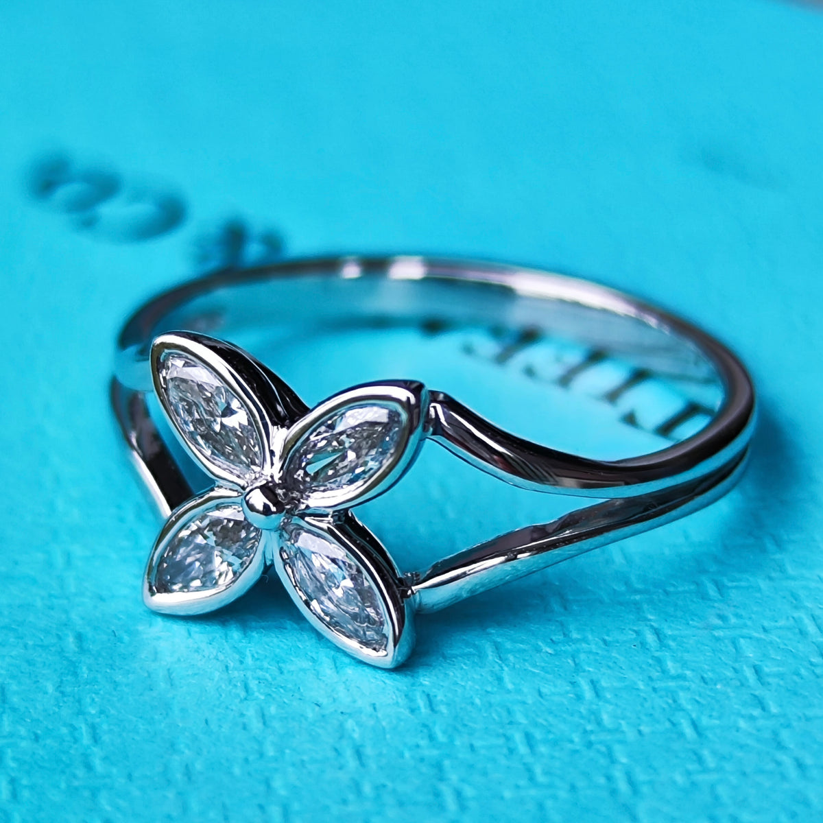TIFFANY&Co. ティファニー ヴィクトリア ダイヤモンド プラチナリング