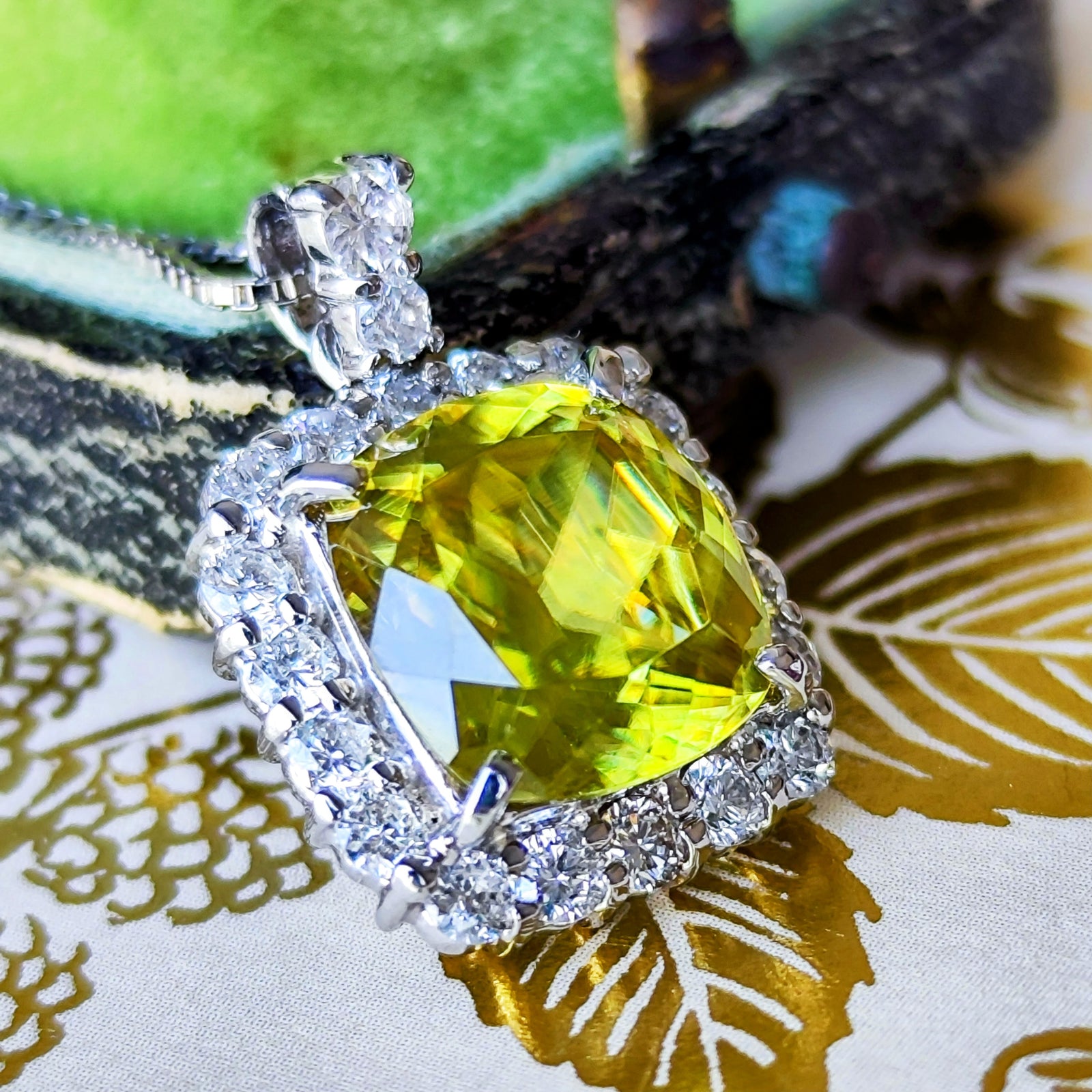 大粒 4.36ct】天然スフェーン 天然ダイヤモンド ネックレス – Mico宝飾店