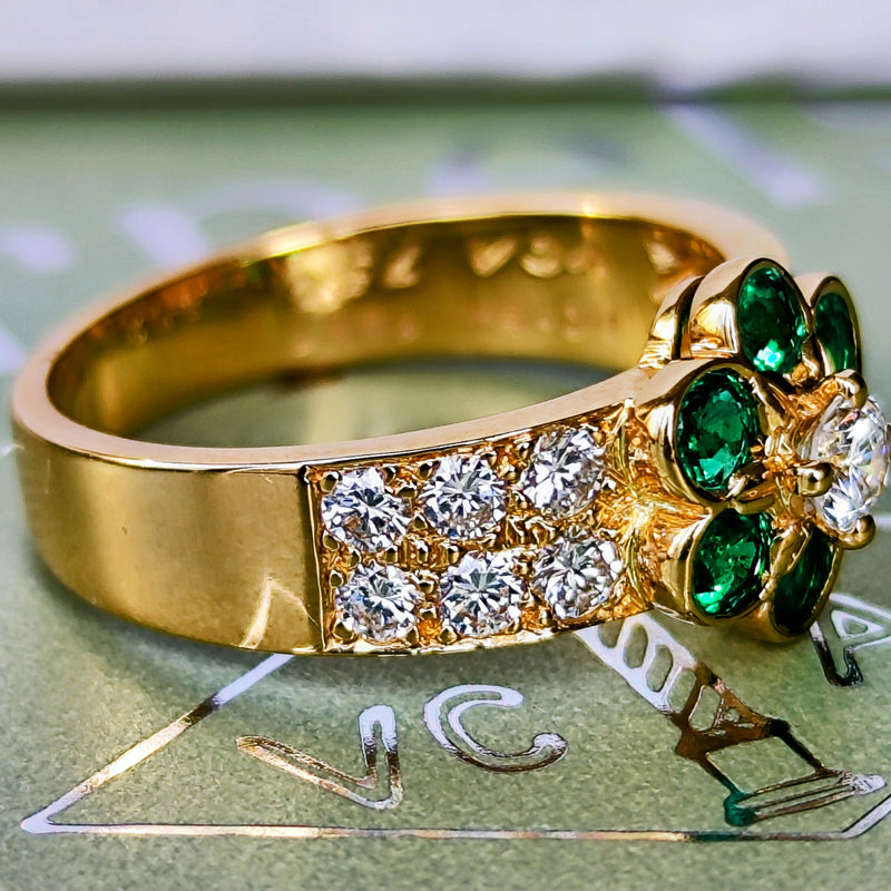 【Vintage Van Cleef & Arpels】ヴァンクリーフ&アーペル マデール エメラルド ダイヤモンド フラワーリング
