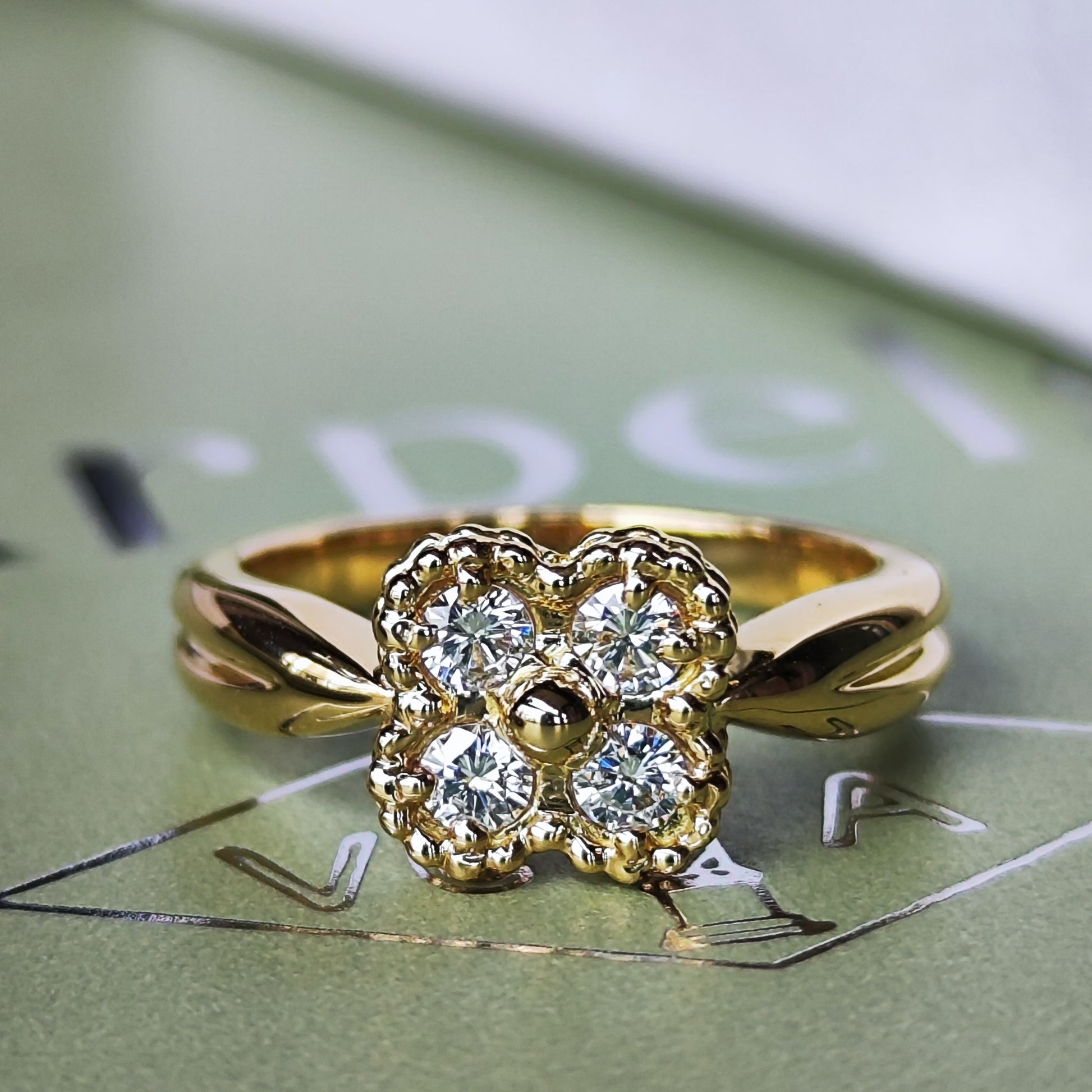 Van Cleef & Arpels ヴァンクリーフ&アーペル アルノ ダイヤモンド 18金YG 47