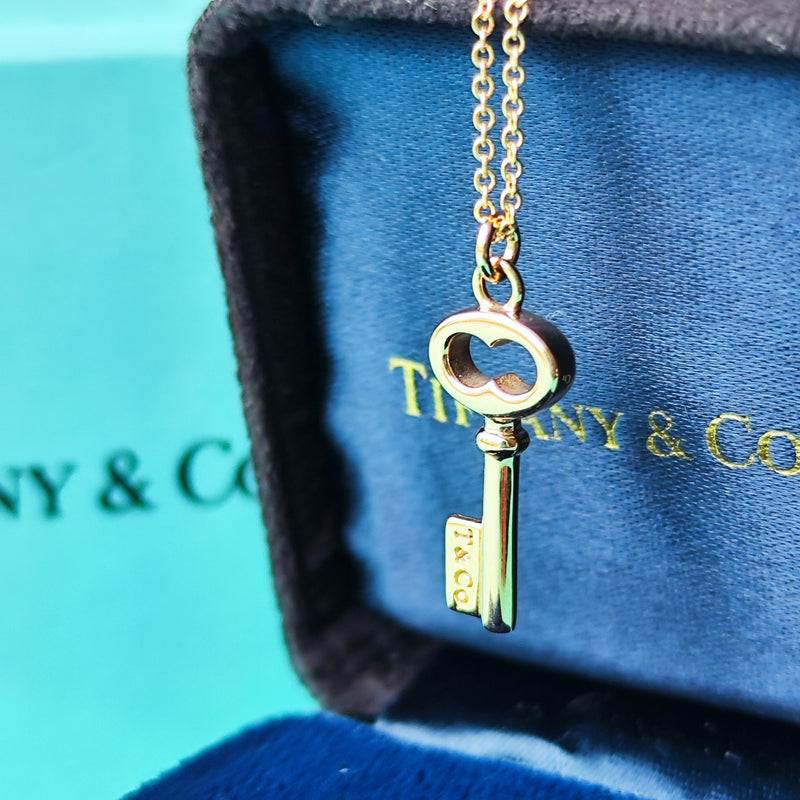 希少 TIFFANY & CO ティファニー ブルー ブロッサム キーネックレス 中古] ティファニー キー デイジー ダイヤモンド J380749