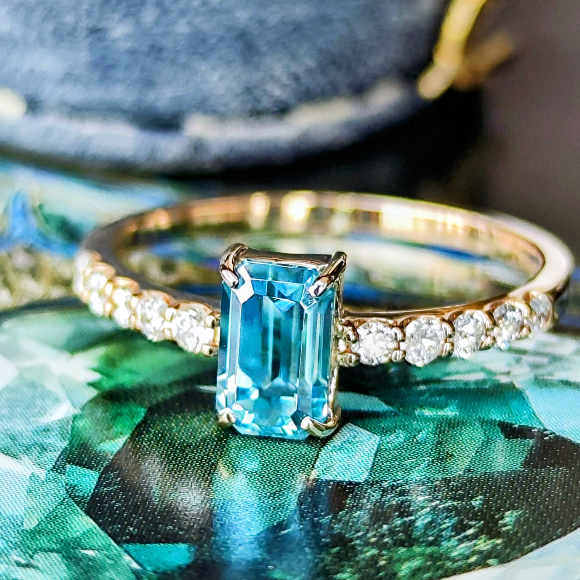 天然ブルージルコン 1.30ct 天然ダイヤモンド リング