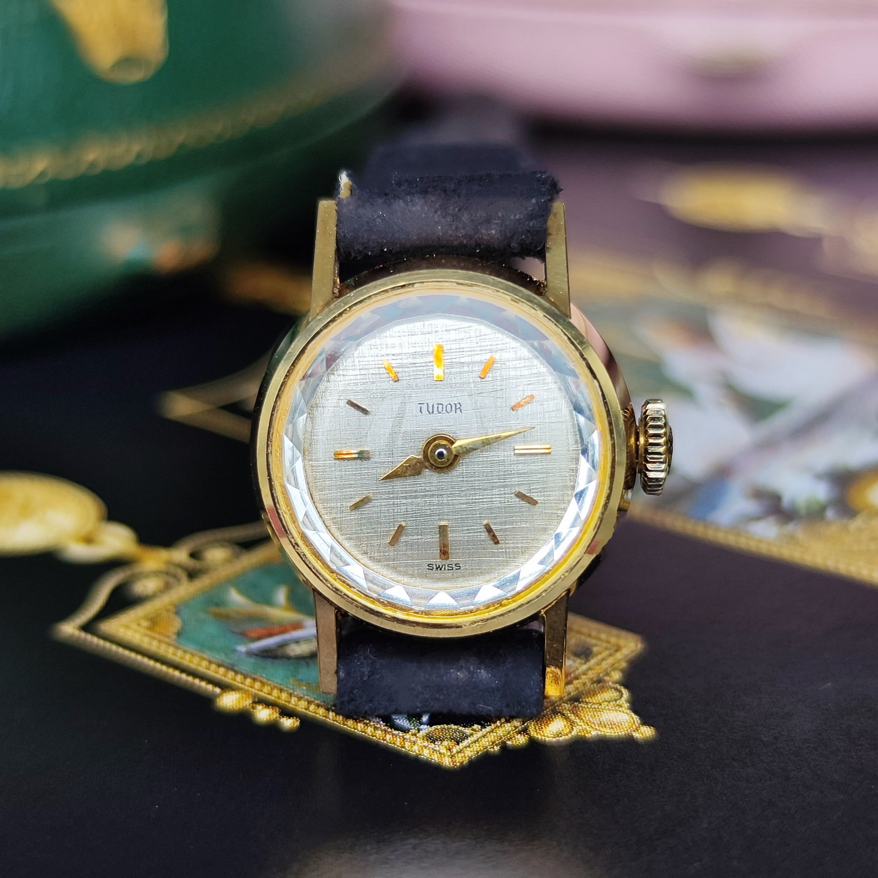 希少 スイス TUDOR チューダー レディース 手巻き 時計 ヴィンテージ TUDOR チューダー(チュードル) 18金無垢 手巻き腕時計 ROLEX – Mico宝飾店