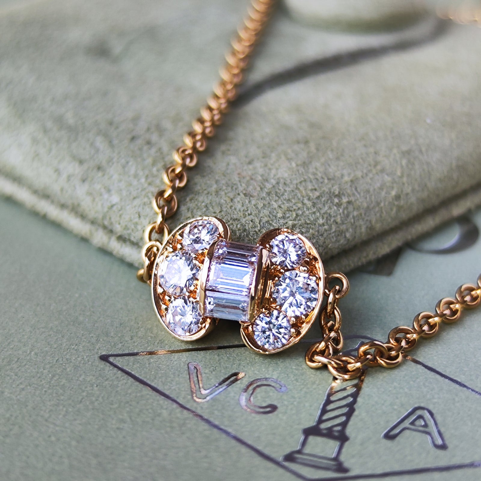 Van Cleef & Arpels ヴァンクリーフ&アーペル セレスティン