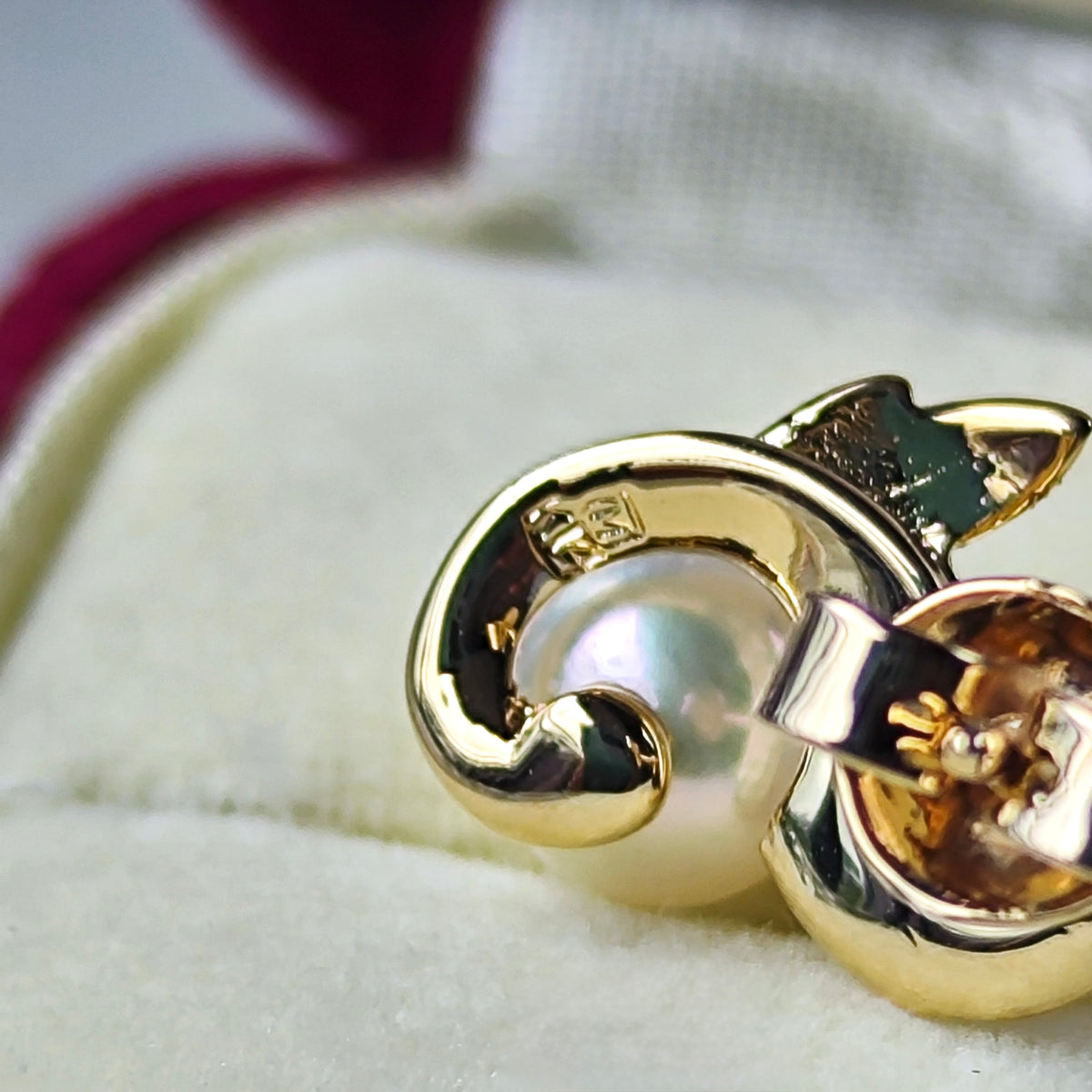 [Vintage MIKIMOTO] MIKIMOTO Akoya Pearl 14K Gold Earrings