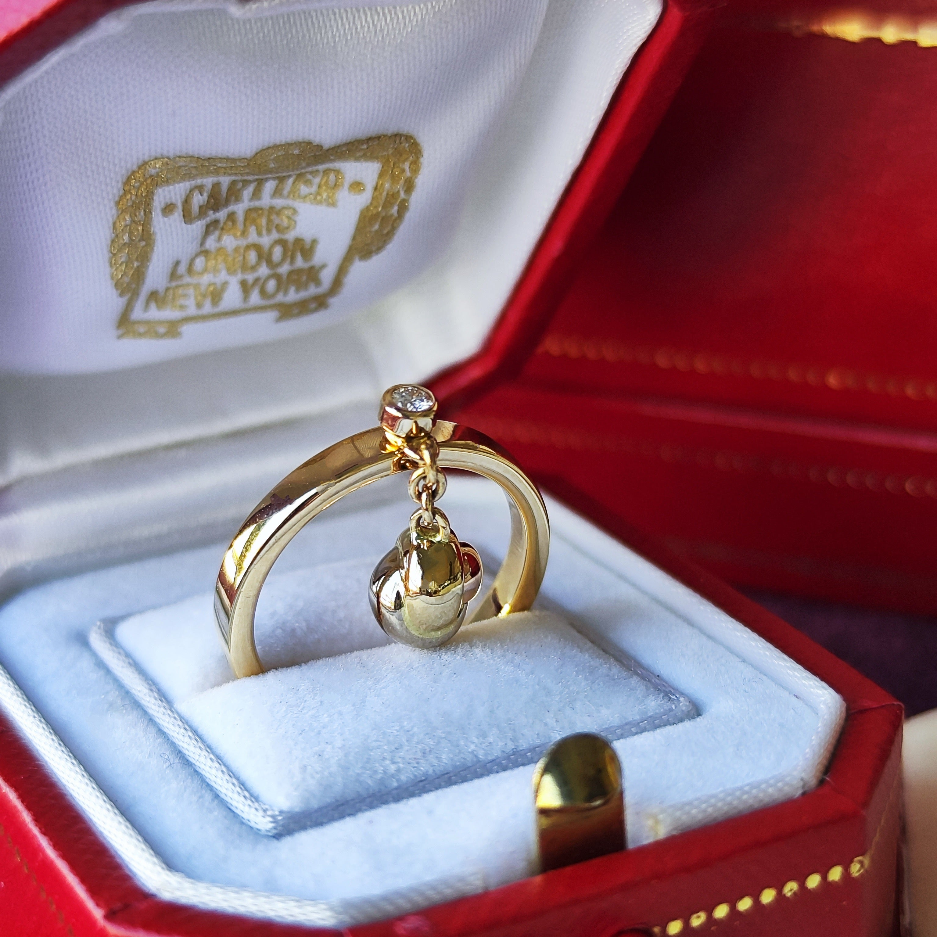 Cartier カルティエ ベビートリニティ スリーゴールド ダイヤモンド リング