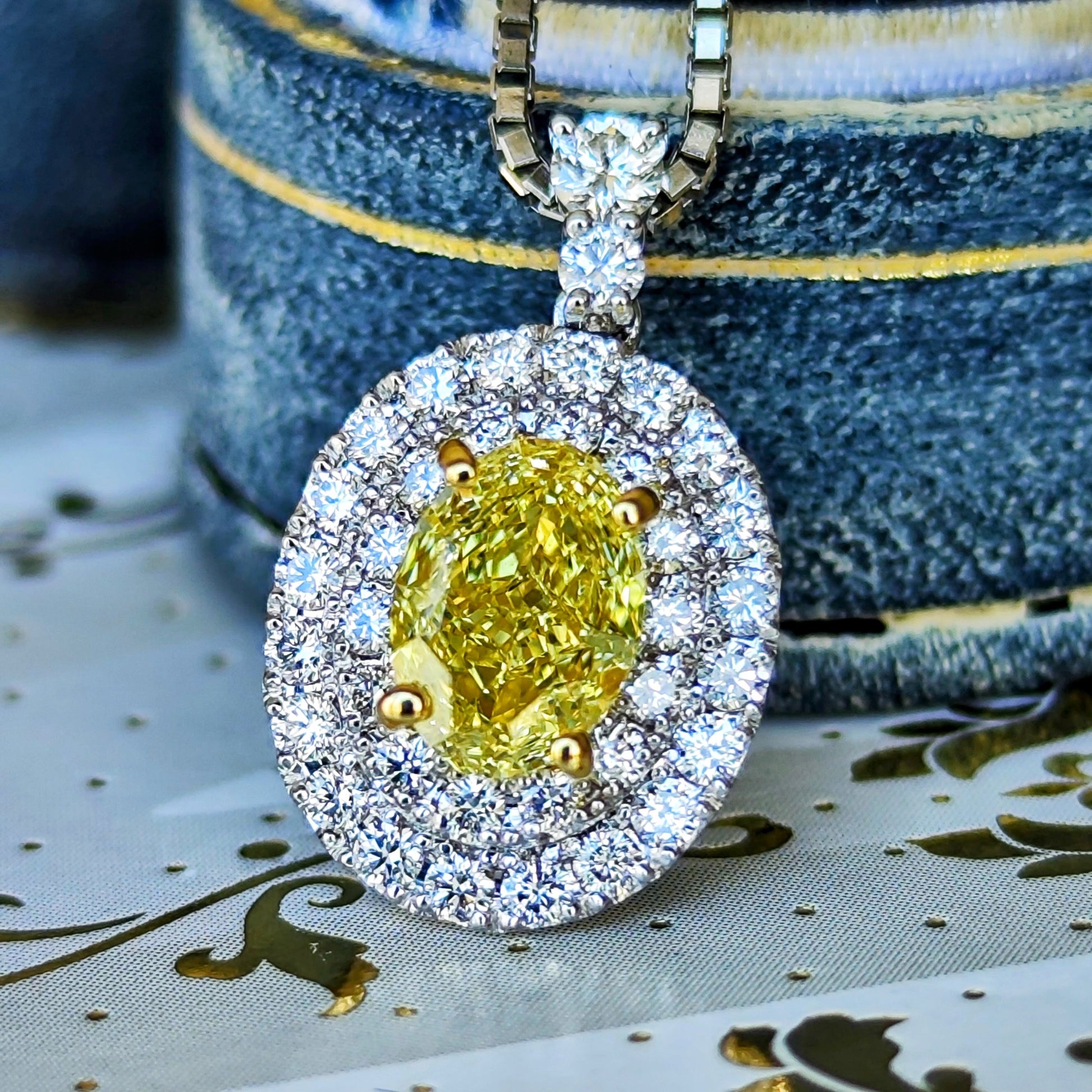【イエローダイヤ】FANCY INTENSE YELLOW 1.01ct ダイヤモンドネックレス