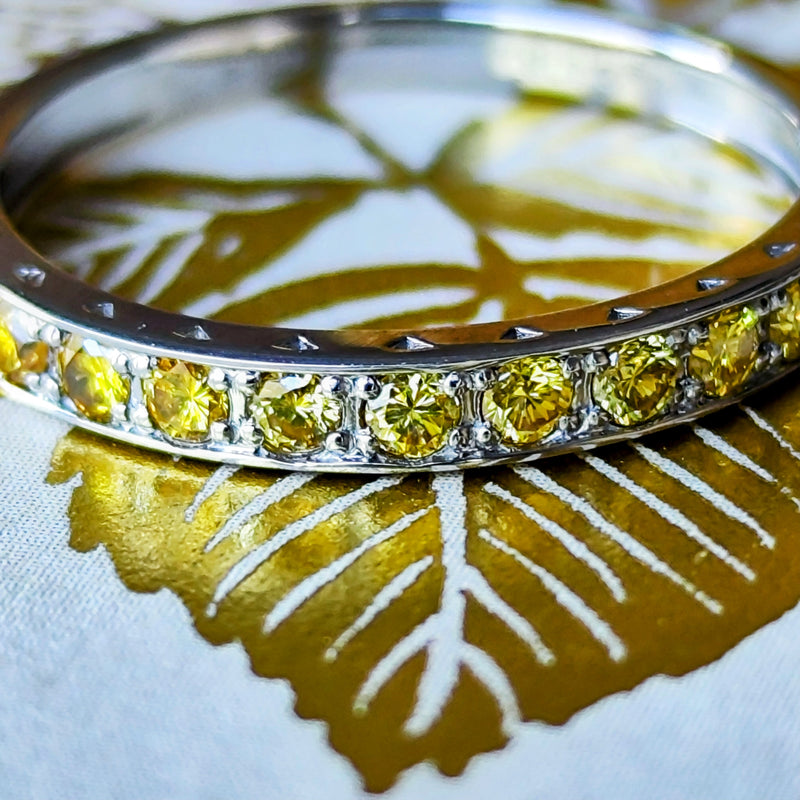 【イエローダイヤ】天然ダイヤモンド ハーフエタニティリング