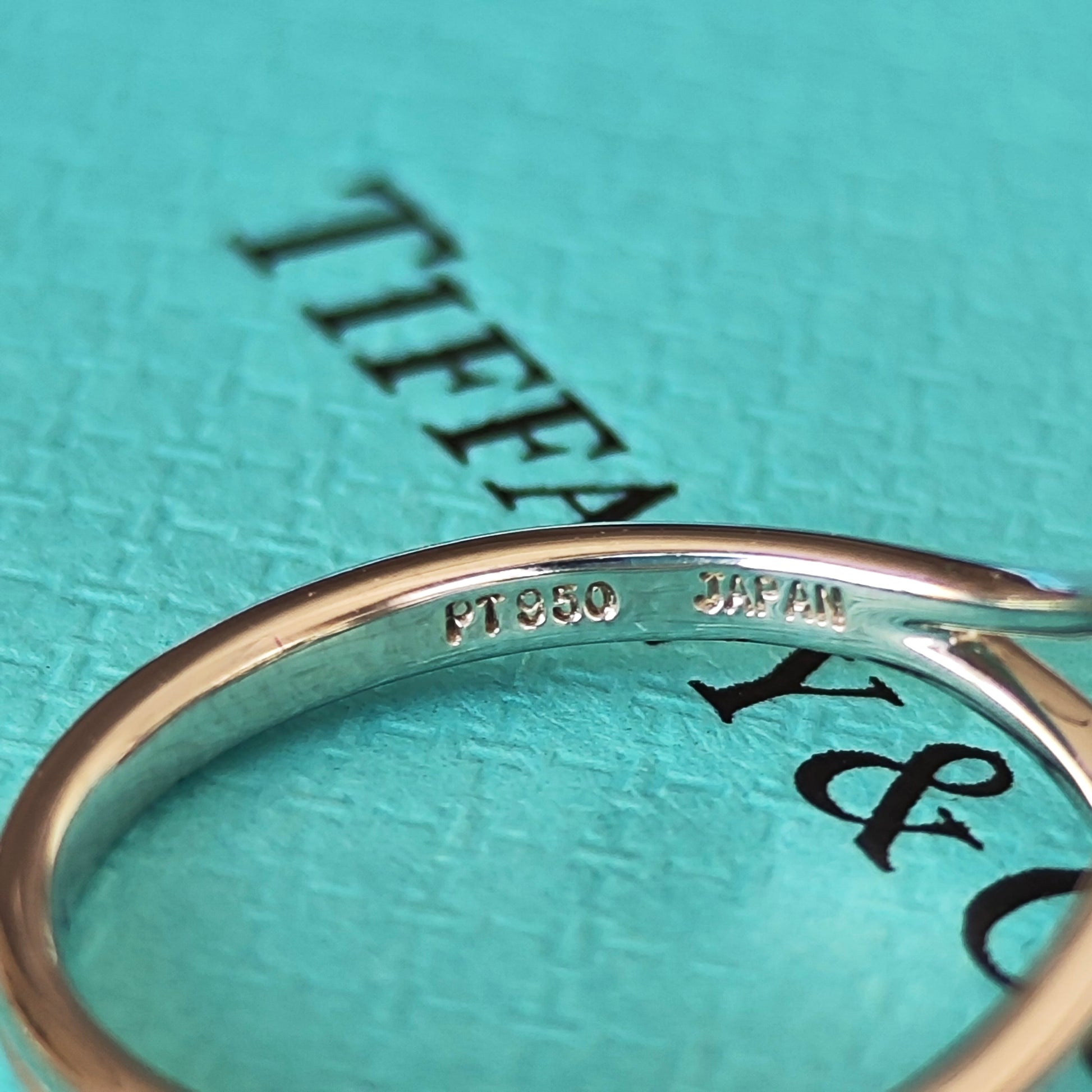 TIFFANY &Co ティファニー ビクトリア  フラワーリング