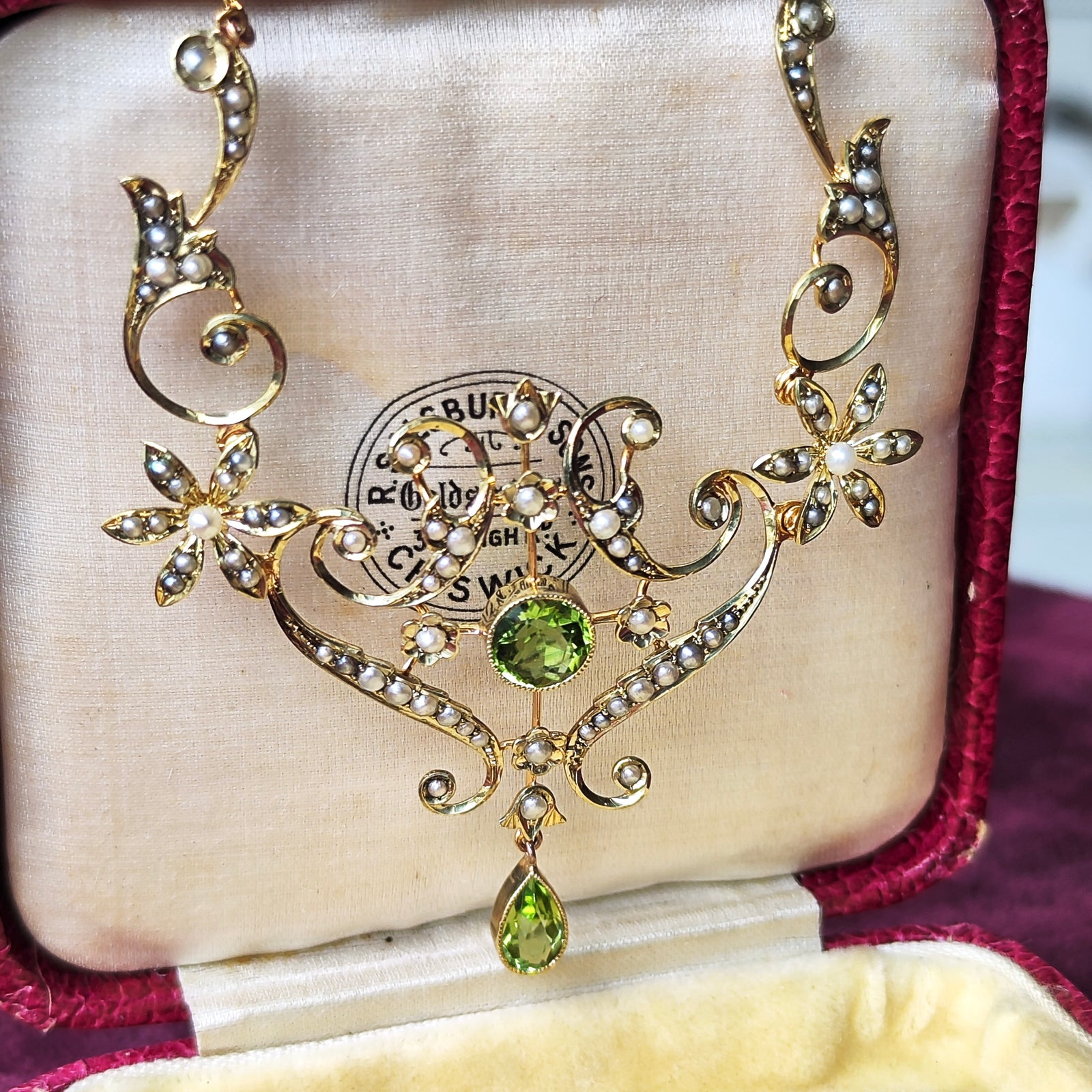 イギリス アンティーク】ペリドット シードパール ネックレス – Mico宝飾店