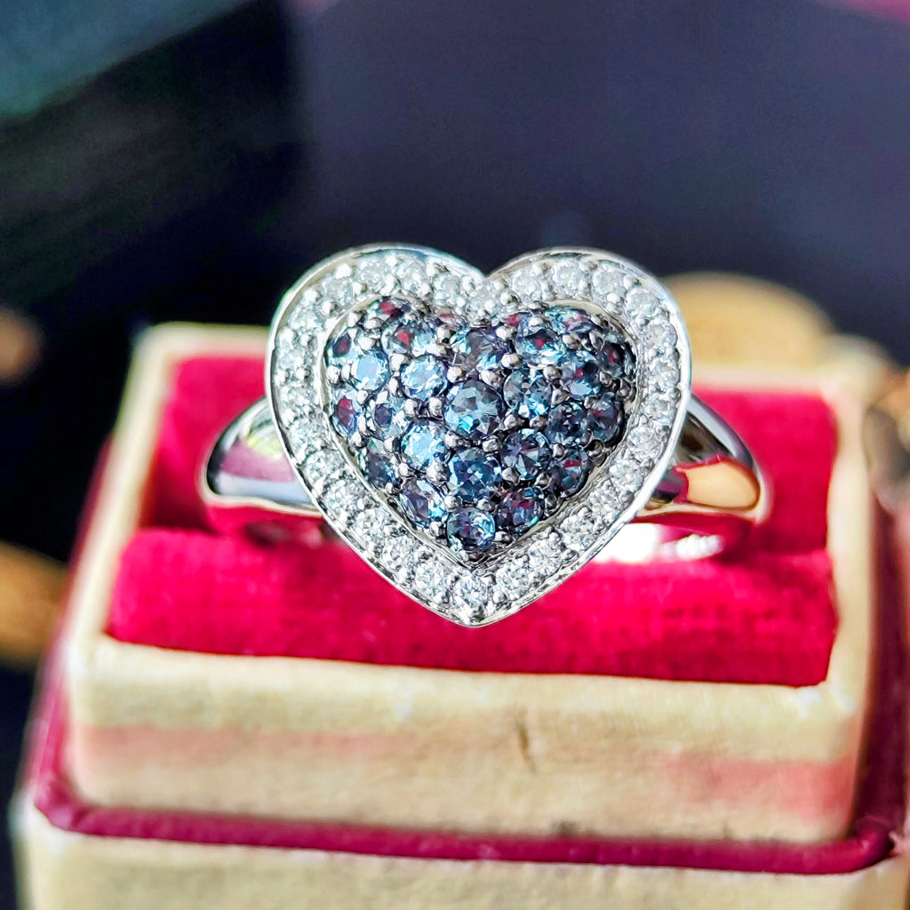 天然アレキサンドライト 0.62ct 天然ダイヤモンド 18金WG