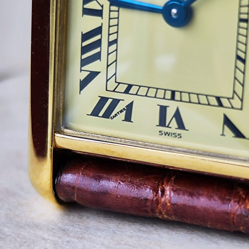Cartier カルティエ マストタンク ヴェルメイユ ローマンダイヤル アイボリー クォーツ腕時計