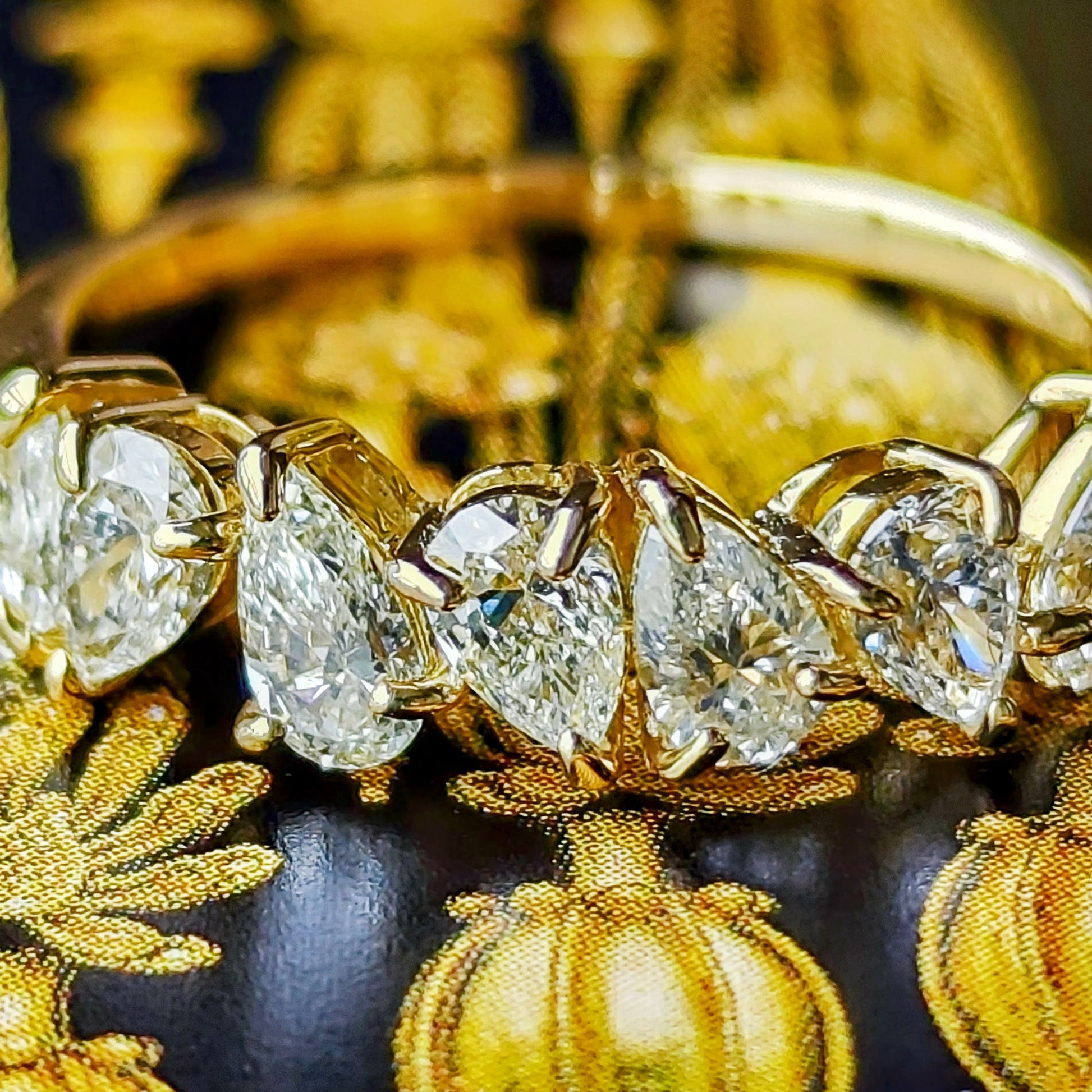 天然ダイヤモンド 1.0ct ペアシェイプ 18金リング