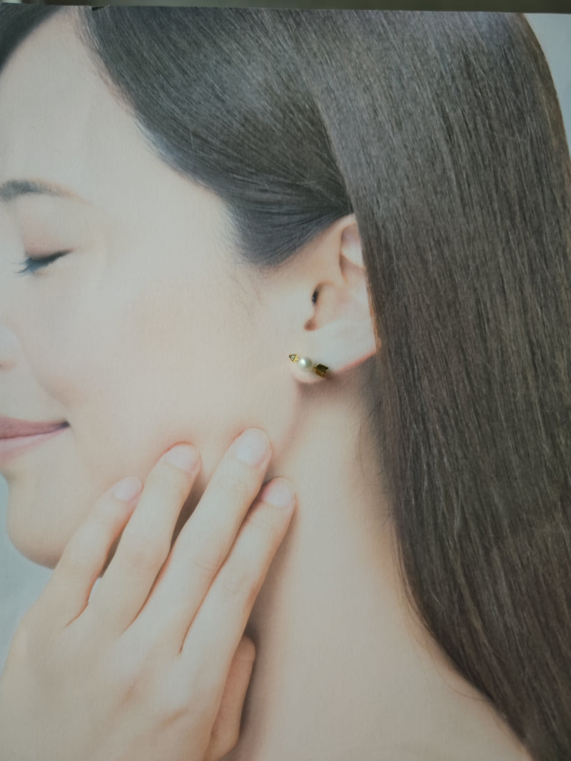 MIKIMOTO ミキモト 矢のモチーフ あこや真珠 天然ダイヤモンド 18金ピアス