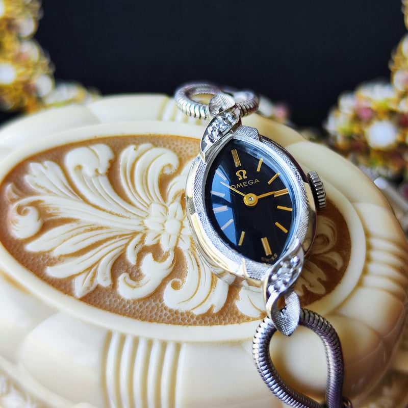 【OH済み 14金無垢時計】OMEGA オメガ 黒文字盤 ダイヤモンドベゼル カクテルウォッチ