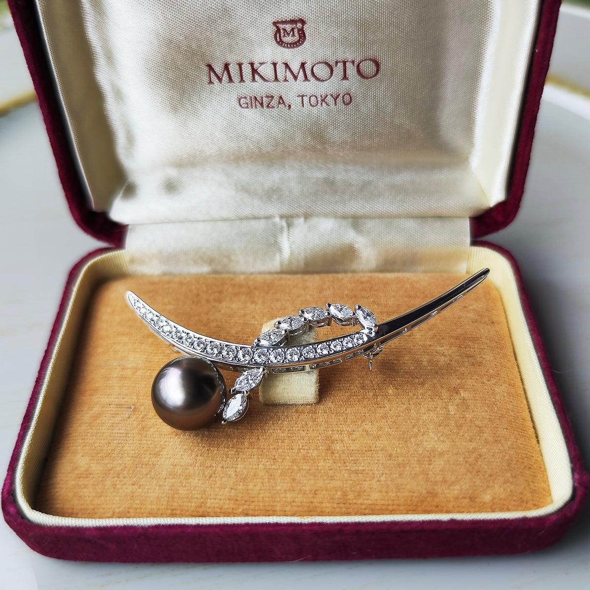 MIKIMOTO ミキモト 黒蝶真珠 18金WG ブローチ