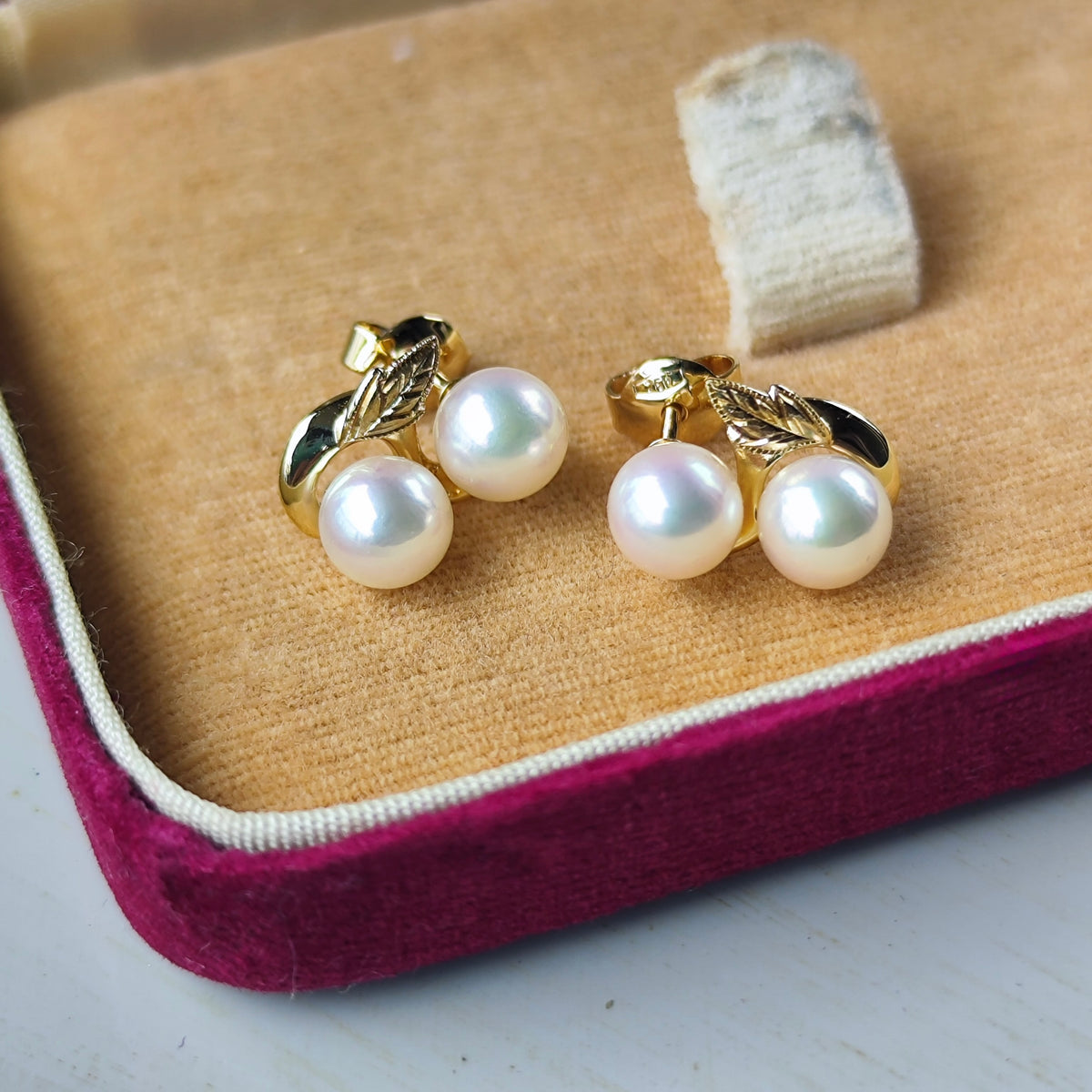 [Vintage MIKIMOTO] MIKIMOTO Akoya Pearl 14K Gold Earrings