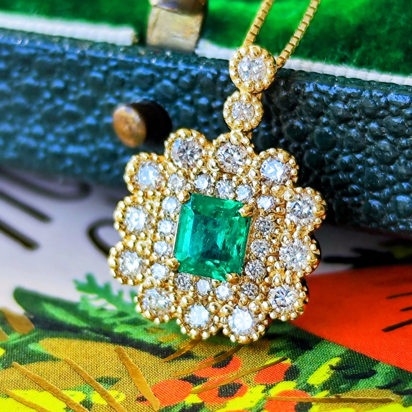 天然エメラルド 天然ダイヤモンド ネックレス – Mico宝飾店