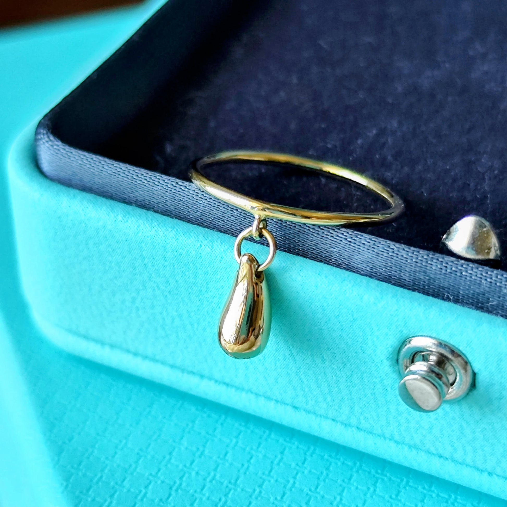 TIFFANY &Co ティファニー ティアドロップリング