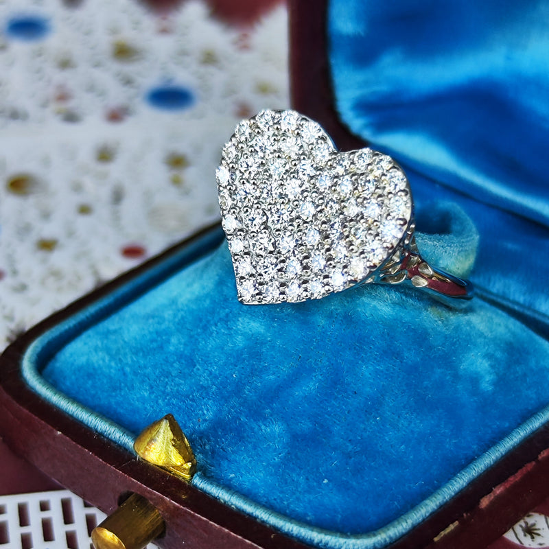 【全石 ハート&キューピッド】天然ダイヤモンド 0.88ct リング