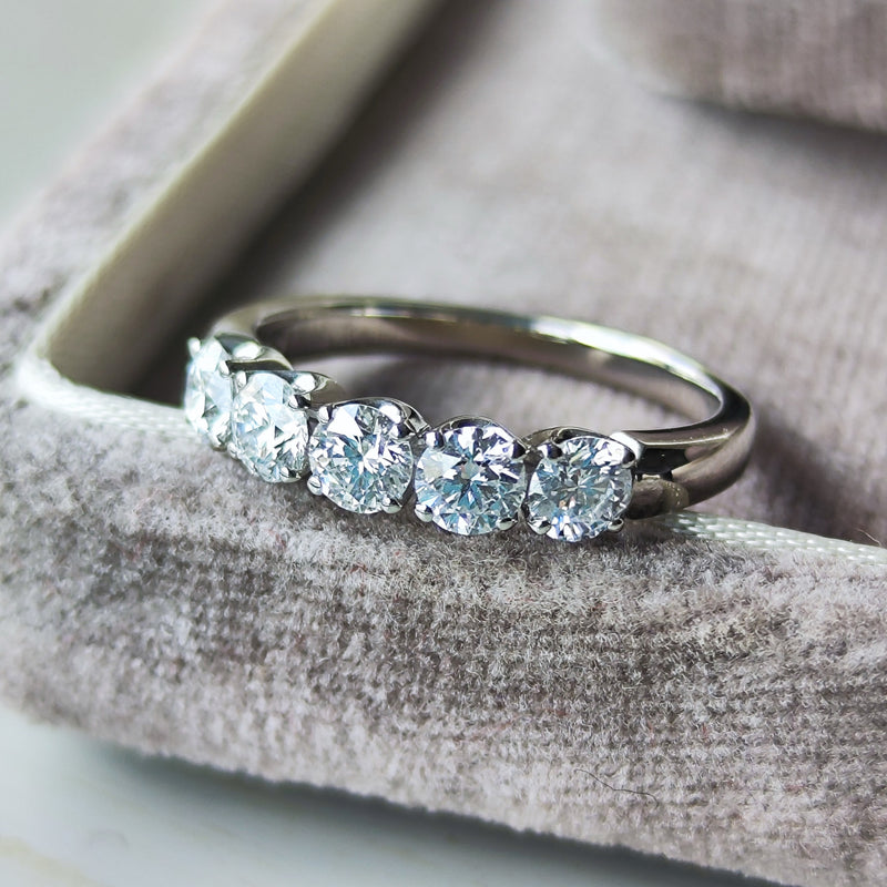MIKIMOTO ミキモト 天然ダイヤモンド 0.74ct ハーフエタニティリング