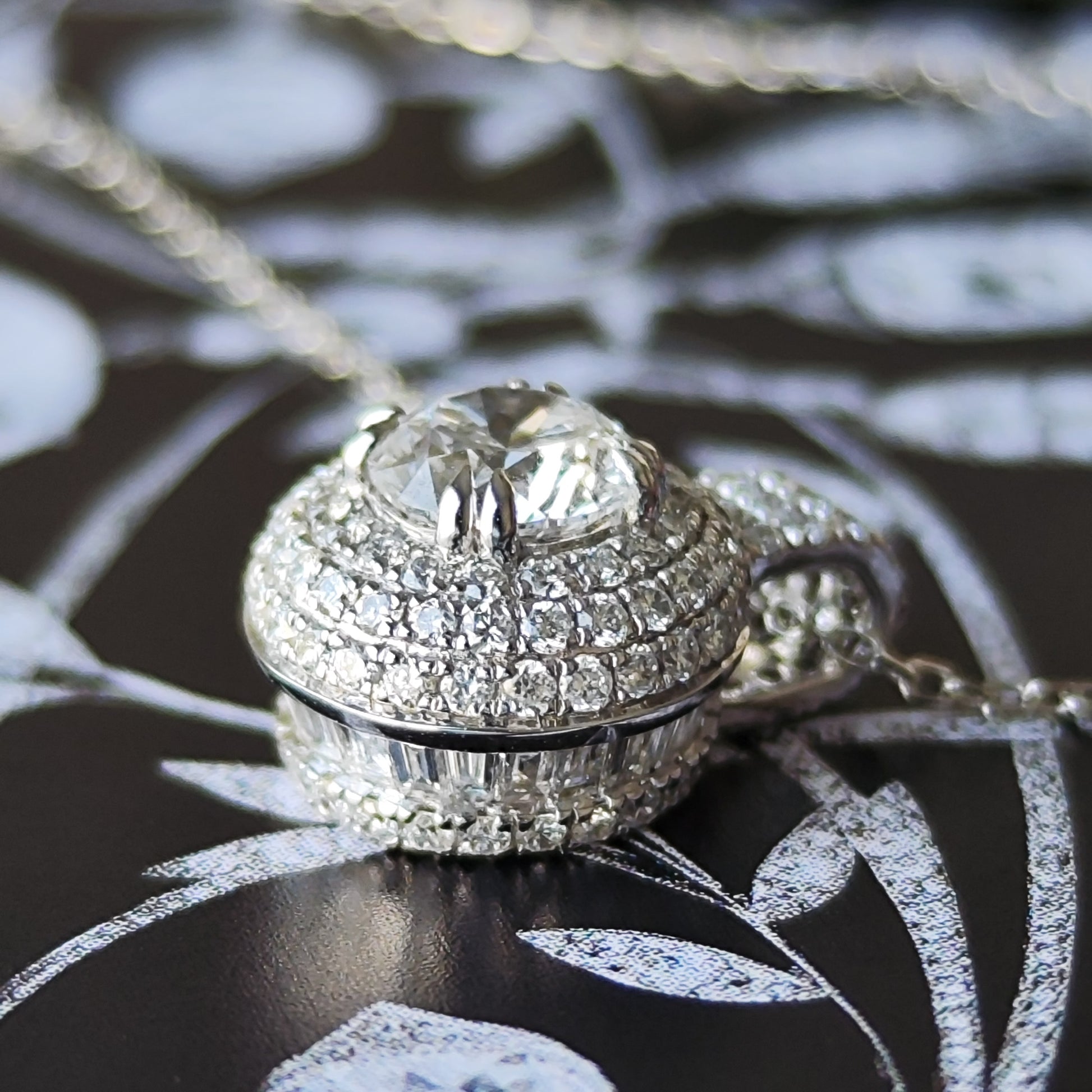 【インターナリーフローレス】天然ダイヤモンド 0.52ct プラチナネックレス