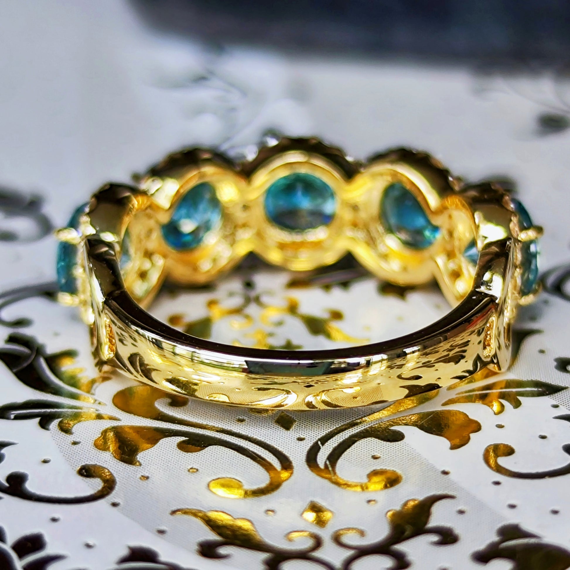 【5石】天然ブルージルコン 4.24ct 天然ダイヤモンド 18金リング