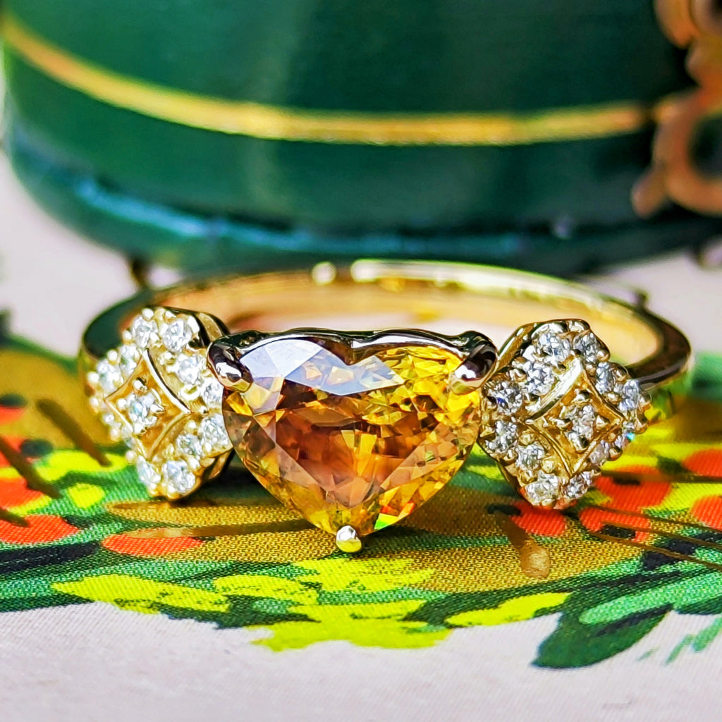 天然スフェーン ハートシェイプ 1.33ct 天然ダイヤモンド 18金リング
