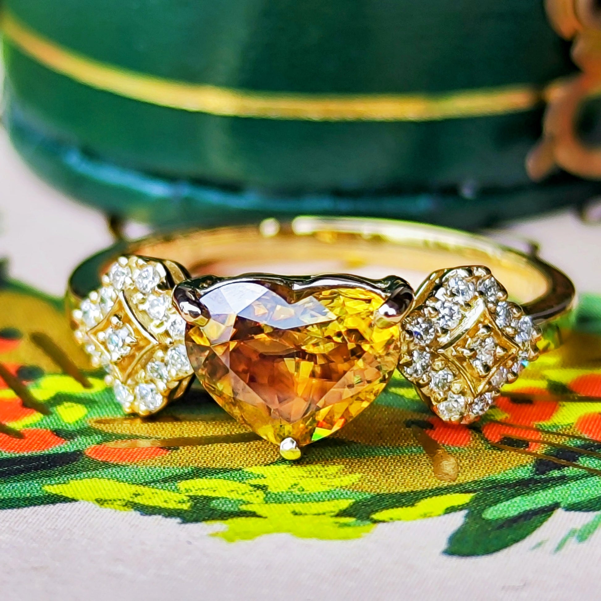 天然スフェーン ハートシェイプ 1.33ct 天然ダイヤモンド 18金リング