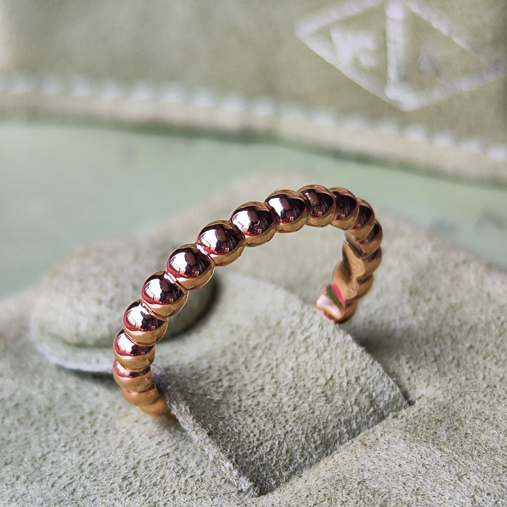 Van Cleef & Arpels ヴァンクリーフ&アーペル ペルレ ミディアム 50