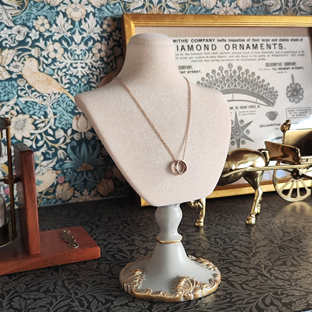 Cartier カルティエ トリニティ ネックレス