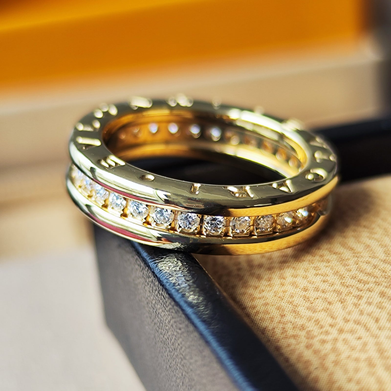 BVLGARI　ブルガリ　B.zero1 ビーゼロワン BVLGARI ブルガリB-ZERO1 ビーゼロワン フルダイヤ リング 18金