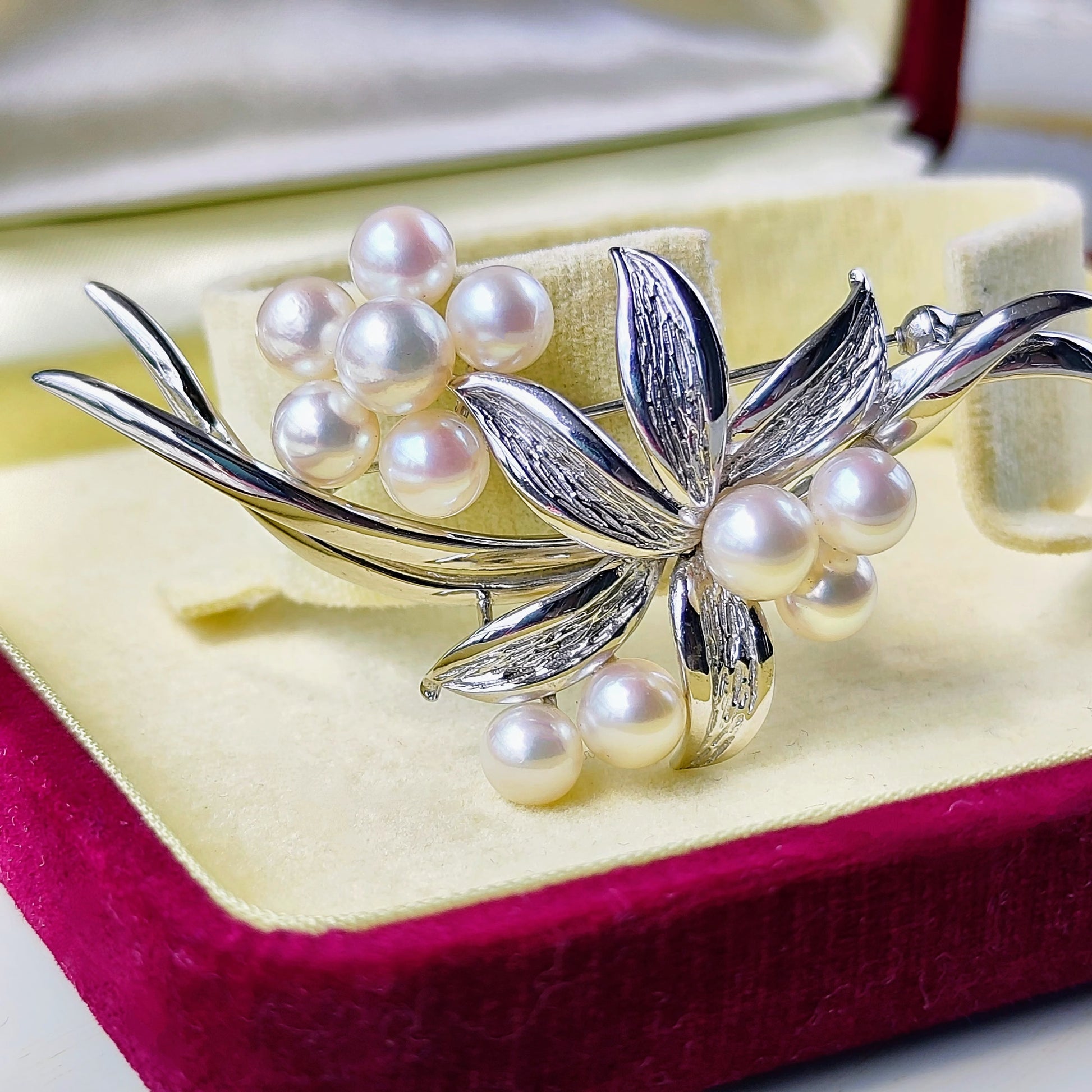 【御木本真珠店 】MIKIMOTO ミキモト あこや真珠 ヴィンテージブローチ 14金WG