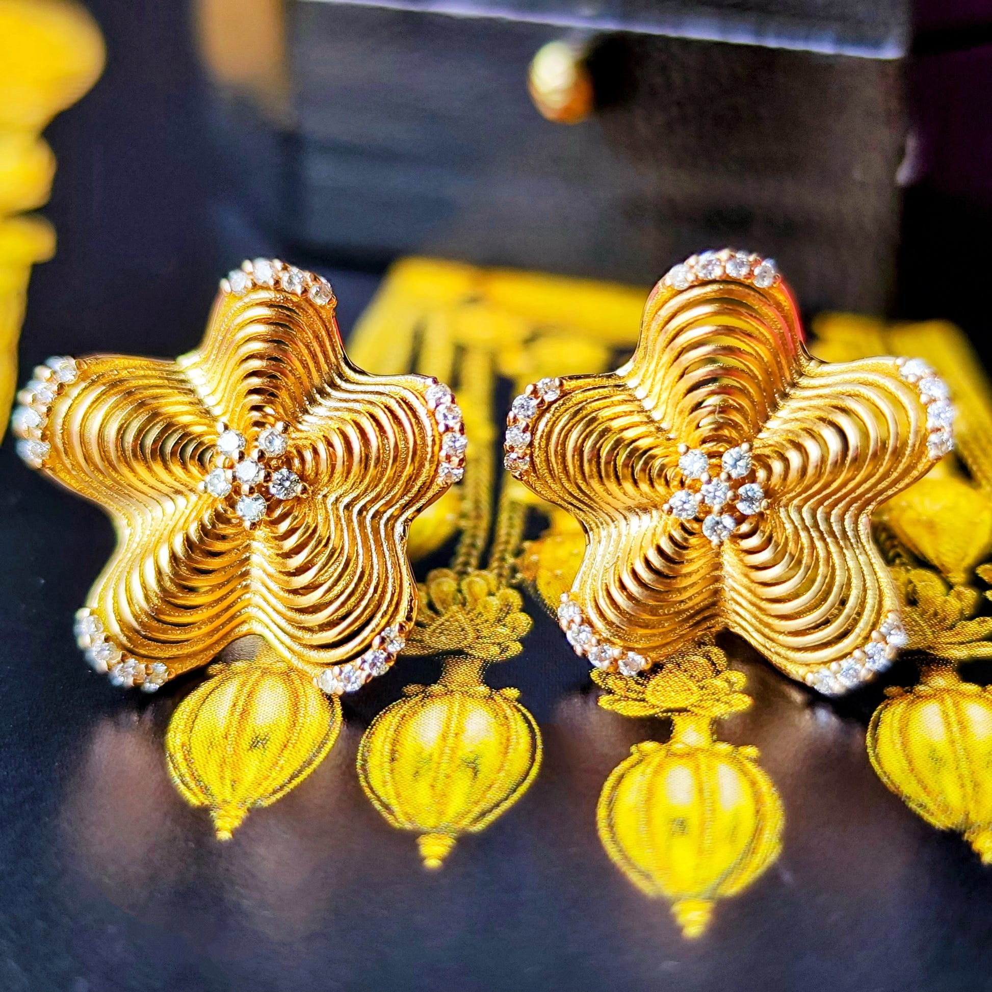 天然ダイヤモンド 18金ピアス