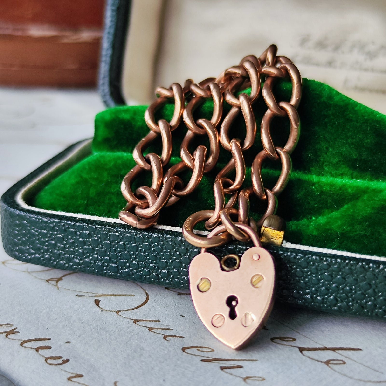 786FBBD5-399D-402A-B01E-