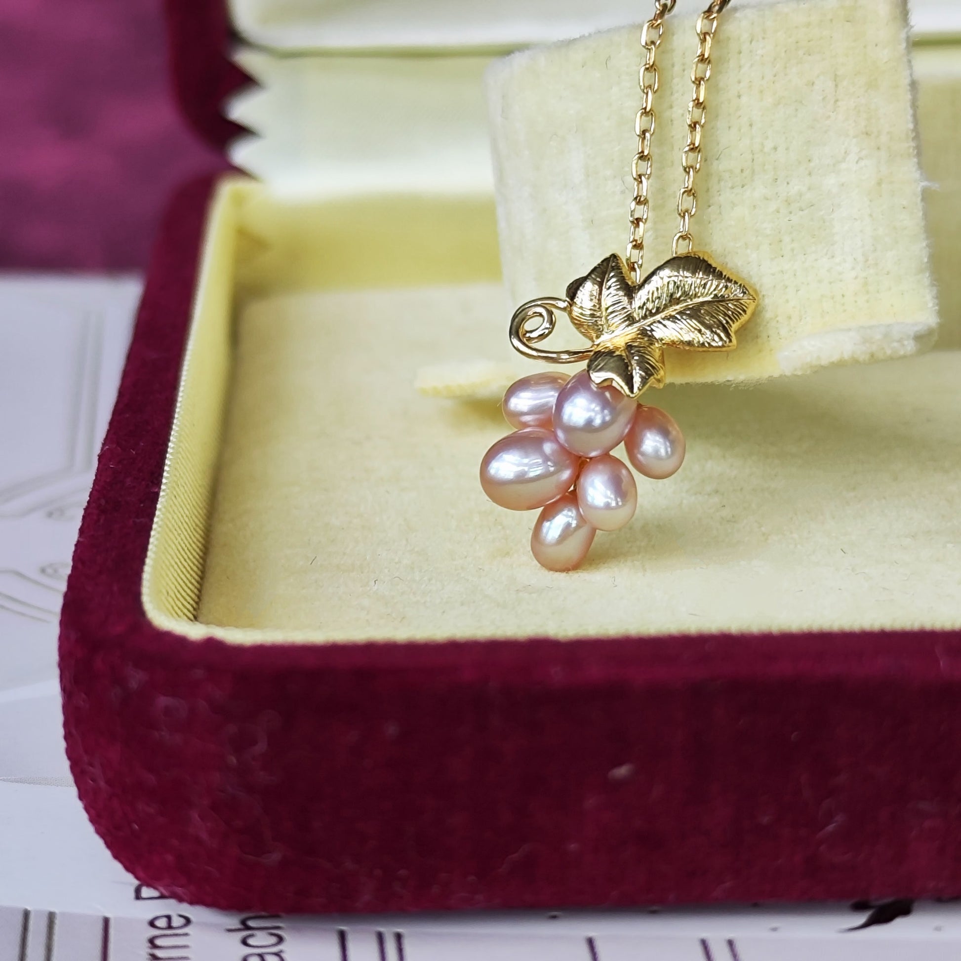 MIKIMOTO ミキモト 葡萄のモチーフ 淡水真珠 18金ネックレス