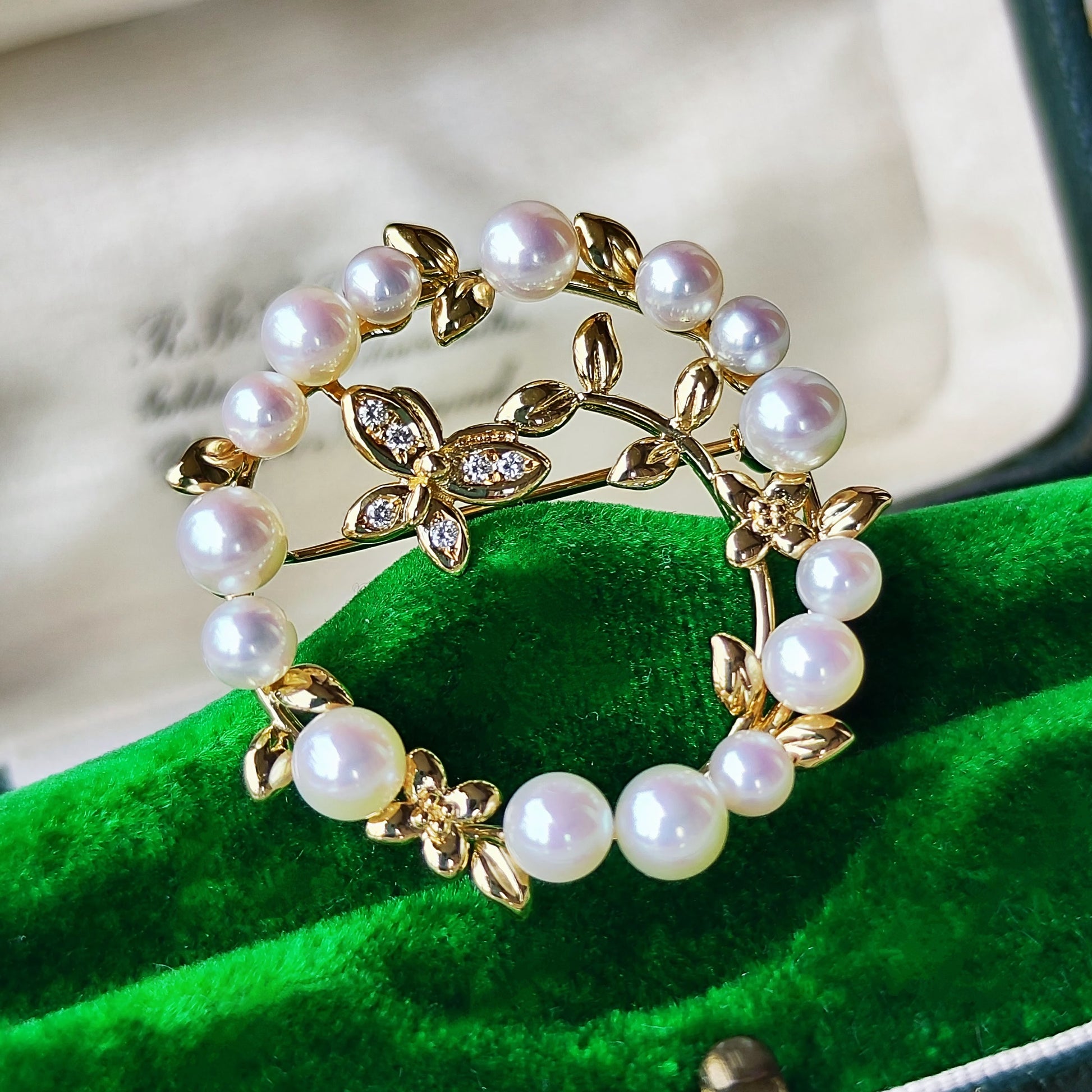 TASAKI 田崎真珠 植物と蝶々のモチーフ ブローチ
