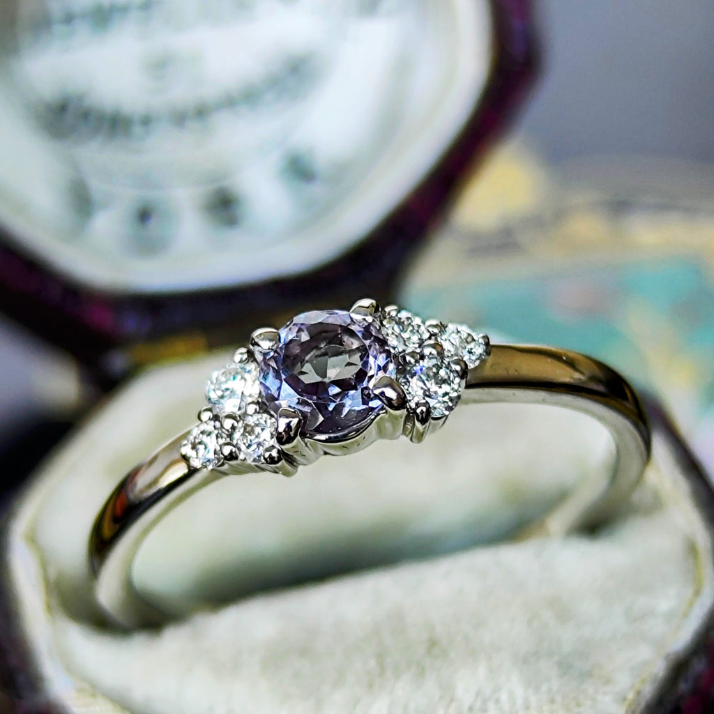 【カラーチェンジ】天然ガーネット 天然ダイヤモンド プラチナリング