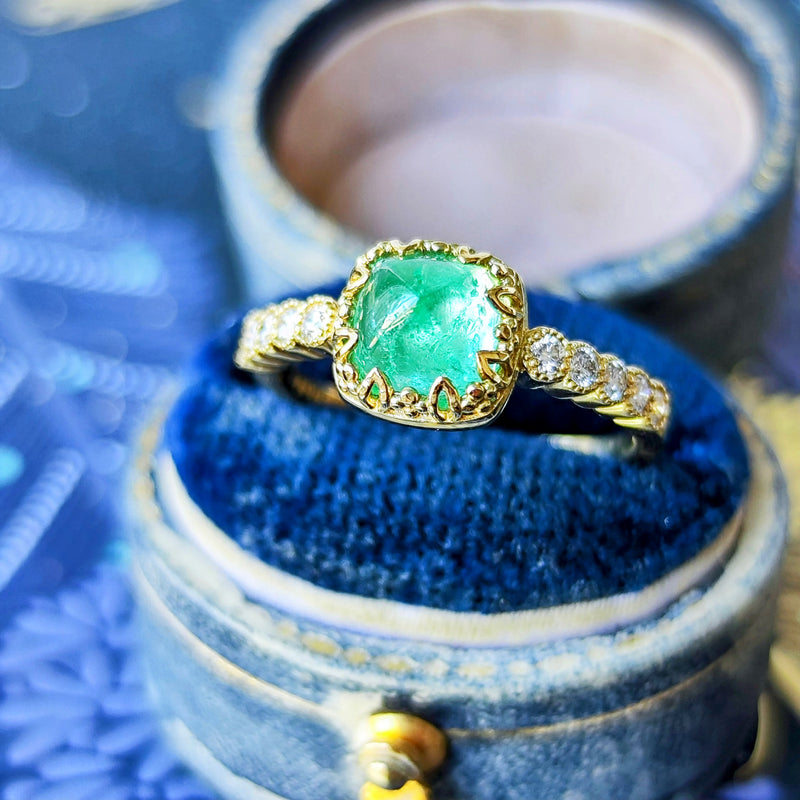 【シュガーローフ】天然エメラルド 天然ダイヤモンド 18金リング