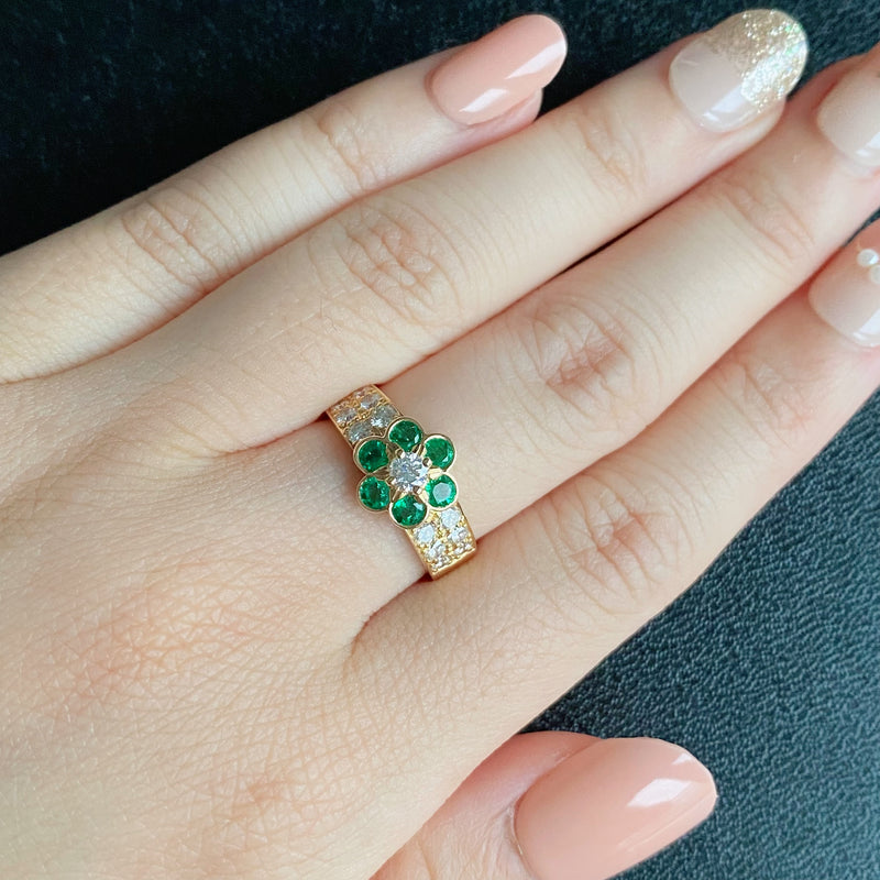 【Vintage Van Cleef & Arpels】ヴァンクリーフ&アーペル マデール エメラルド ダイヤモンド フラワーリング